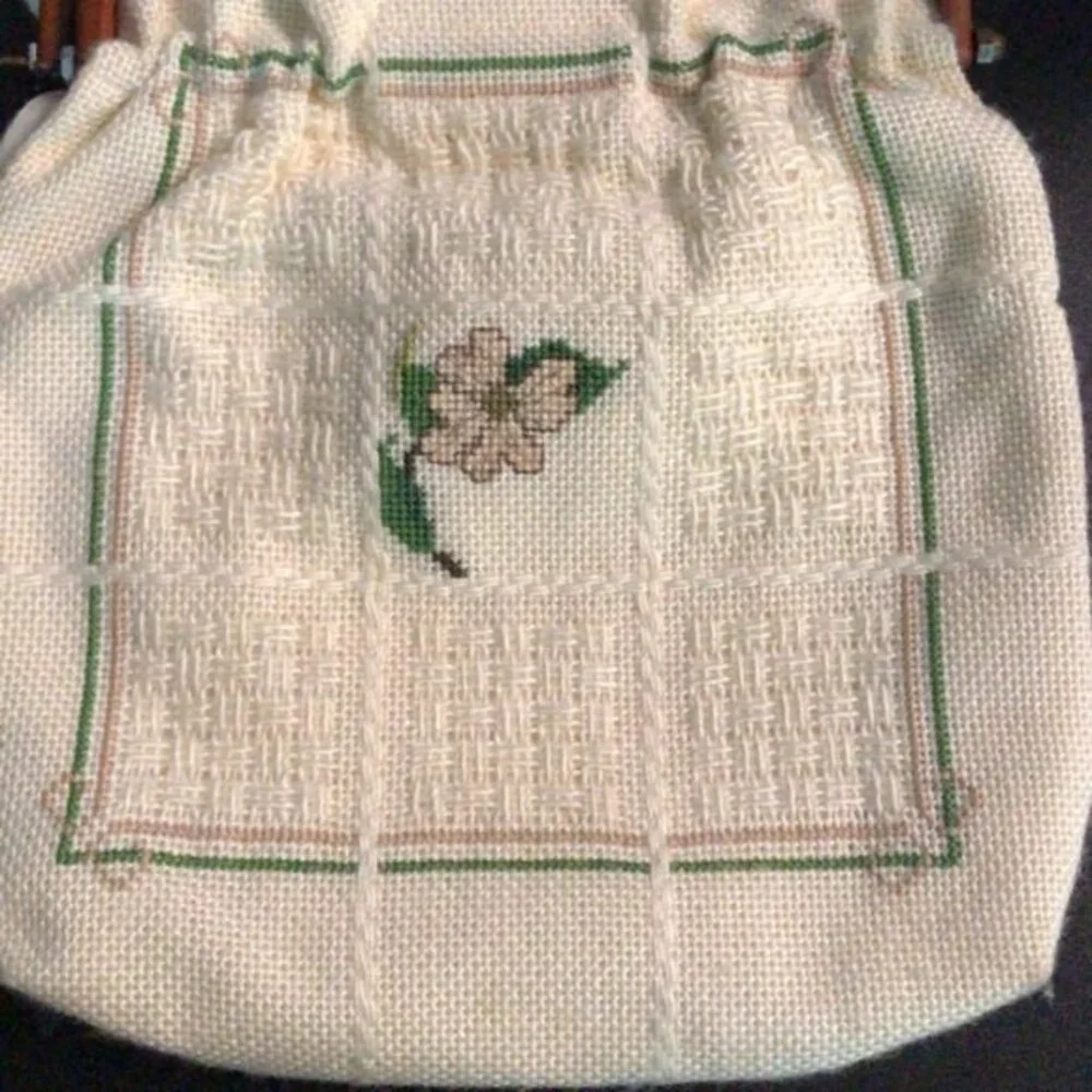 Vintage Custom Made by Cloverly Cottage Cross Stitch Cream Handbag Floral Lined